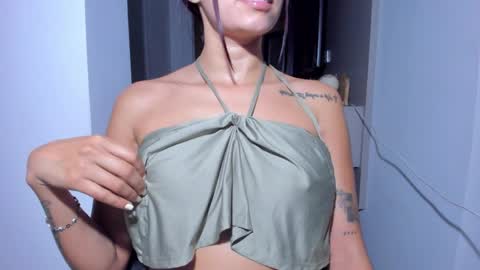 emilly online show from May 25, 7:47 am
