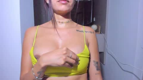 emilly online show from May 29, 2:09 am