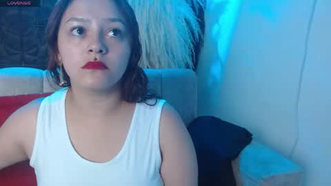emily308876 online show from May 29, 1:42 pm