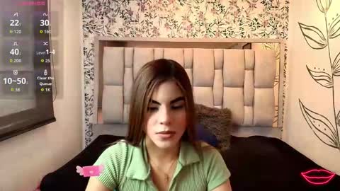 Snapshot of emily__cute__ chatting on February 5, 8:13 pm EMILY CUTE online show from February 5, 8:13 pm