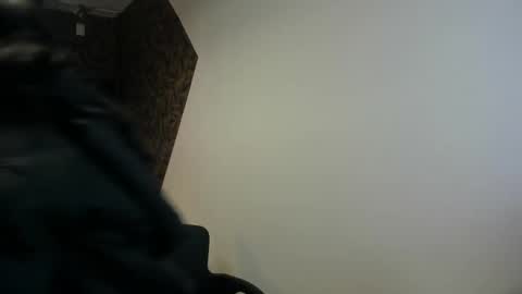 Snapshot of emily__cute__ chatting on February 25, 12:37 pm EMILY CUTE online show from February 25, 12:37 pm