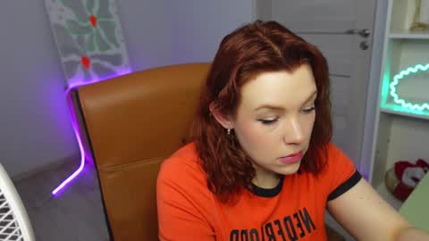 EMILY BOKER online show from February 3, 2:11 pm