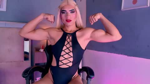 emily_castillo1_ online show from July 14, 4:50 am