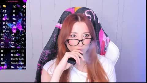 emily_cline online show from October 27, 4:05 am