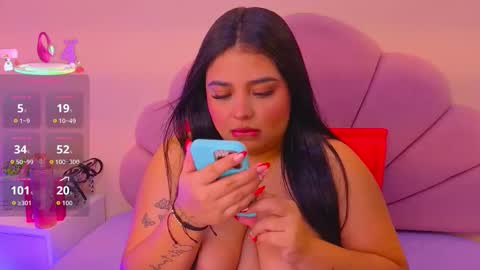 Snapshot of emily_cooper20_ chatting on September 19, 2:46 am Emily online show from September 19, 2:46 am