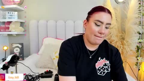 Snapshot of emily_hill___ chatting on January 9, 10:41 pm EMILY Monday 5-2 am From Tuesday to Friday5-1 am Colombia time online show from January 9, 10:41 pm