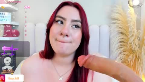 Snapshot of emily_hill___ chatting on January 14, 4:25 am EMILY Monday 5-2 am From Tuesday to Friday5-1 am Colombia time online show from January 14, 4:25 am