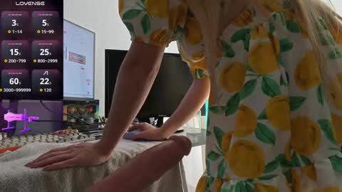Emily online show from May 21, 10:00 am