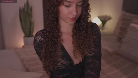 Juliana online show from February 4, 10:58 pm