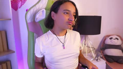mily online show from May 22, 5:51 pm