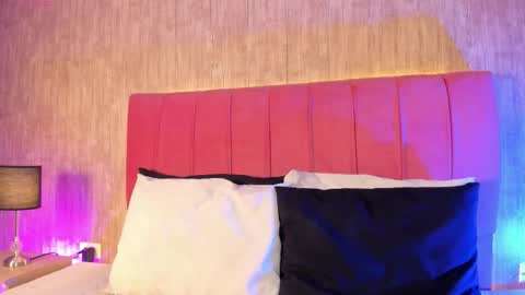 Emily  online show from March 26, 9:42 pm