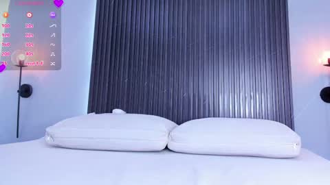 emily_kovac online show from October 7, 11:40 am