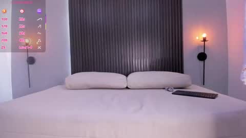 emily_kovac online show from October 9, 11:41 am