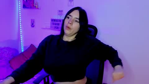 Emily Lindey online show from March 26, 9:37 am