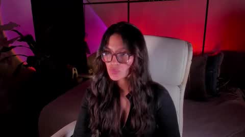 Snapshot of emily_mazzon chatting on March 2, 5:42 pm EMILY online show from March 2, 5:42 pm