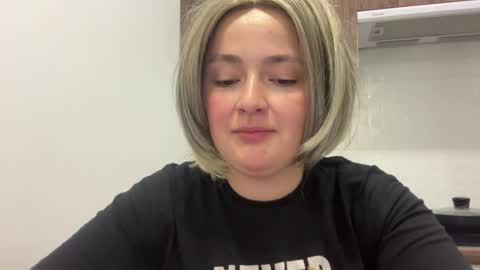 emily_morning_dew online show from July 9, 7:23 am