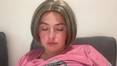emily_morning_dew online show from July 16, 6:14 pm