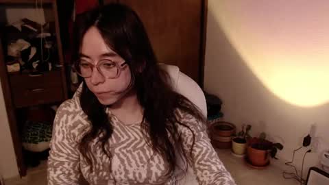 Snapshot of emily_pearl_ chatting on September 12, 6:02 am emily_pearl_ online show from September 12, 6:02 am