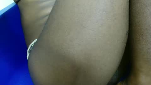 emily_pussy19 online show from May 26, 12:45 pm