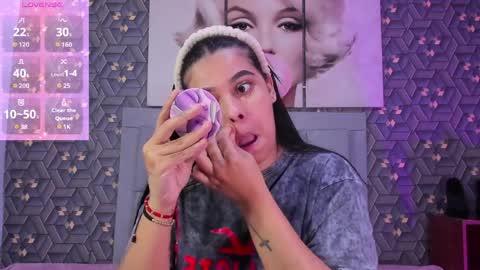 Emily online show from April 7, 3:07 am