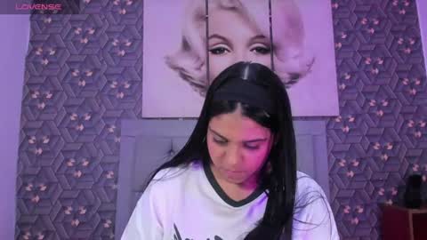 Emily online show from June 22, 2:35 am