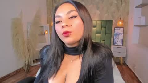 Emily online show from June 18, 12:42 pm