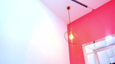 Snapshot of emily_sexy3 chatting on January 16, 5:01 pm Emily online show from January 16, 5:01 pm