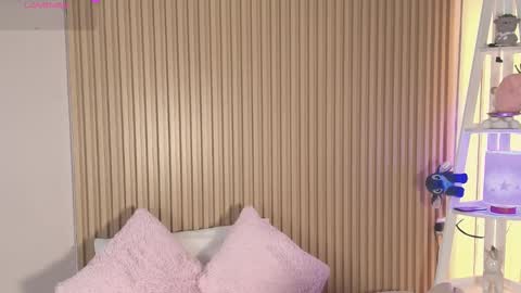 Emily online show from March 27, 12:16 pm