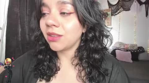 emily_vader online show from October 29, 5:14 pm