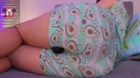 emily_vermont online show from February 22, 8:02 am