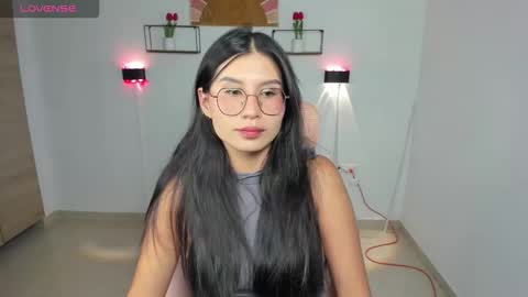 Emi online show from February 27, 9:48 pm