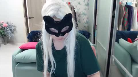 Snapshot of emily_york18 chatting on February 28, 12:28 pm Emily online show from February 28, 12:28 pm