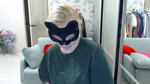 Snapshot of emily_york18 chatting on March 8, 3:16 pm Emily online show from March 8, 3:16 pm