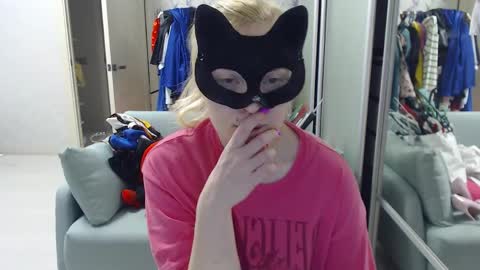 Snapshot of emily_york18 chatting on April 5, 12:46 pm Emily online show from April 5, 12:46 pm