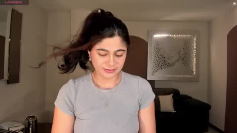 Emily Armstrong online show from December 12, 11:18 am