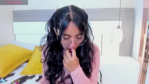 Emily Bluush online show from February 20, 7:14 pm