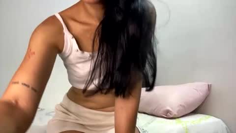 emilybrown01 online show from May 26, 4:30 am