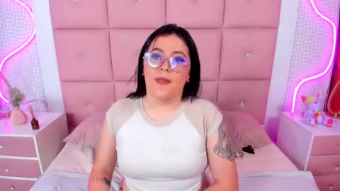 Emily online show from May 30, 3:58 am