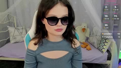 Snapshot of emilychaves chatting on February 11, 10:42 am Emilyhaves online show from February 11, 10:42 am