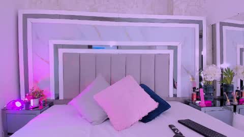 EMILY  online show from May 23, 4:22 pm