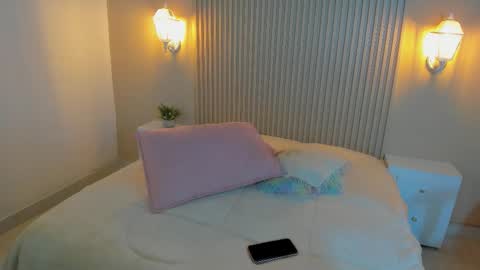 EMILY online show from November 16, 4:56 pm