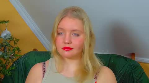 Emily online show from December 21, 6:31 am