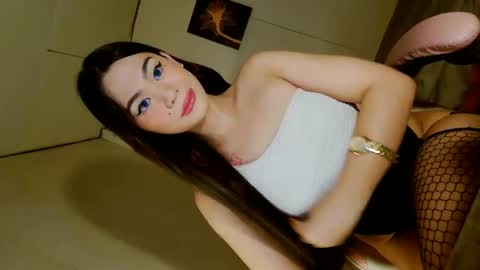 ariane online show from March 13, 8:43 am