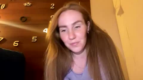 Snapshot of emilygibbes chatting on July 20, 10:18 am emilygibbes online show from July 20, 10:18 am