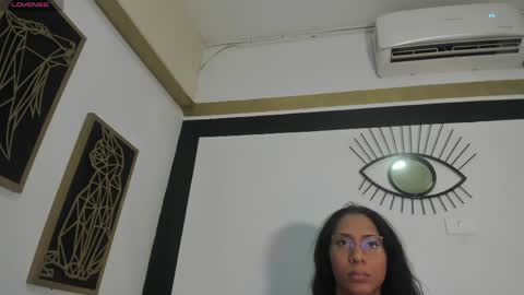 Snapshot of emilygomezz chatting on June 3, 11:35 am Emily online show from June 3, 11:35 am