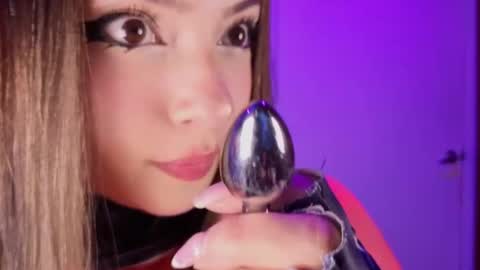 VALEEEN online show from March 27, 3:23 pm