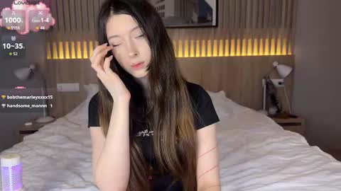 Emily online show from October 9, 8:40 pm