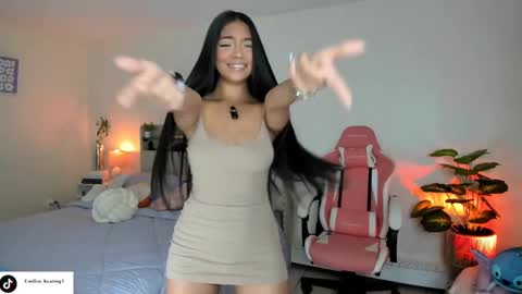 Em online show from September 14, 2:44 am