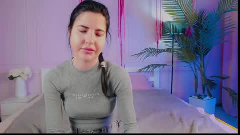 Emily online show from May 29, 8:29 pm
