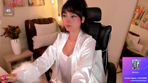 Emily online show from May 7, 7:47 am